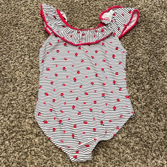 Bundle of Girl’s Swimsuit & Cover-Up - Picture 3 of 9